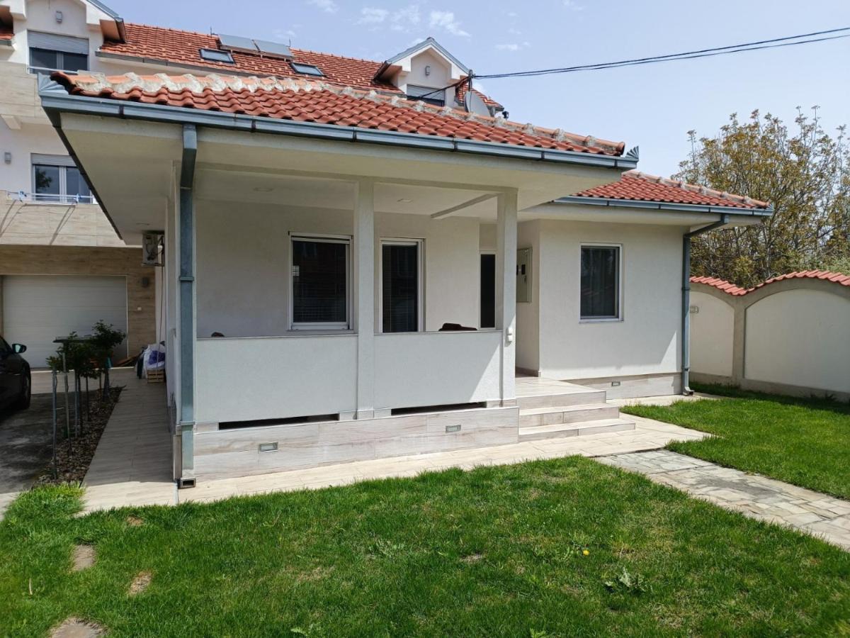 Serbian Home With Garden Krnjaca エクステリア 写真