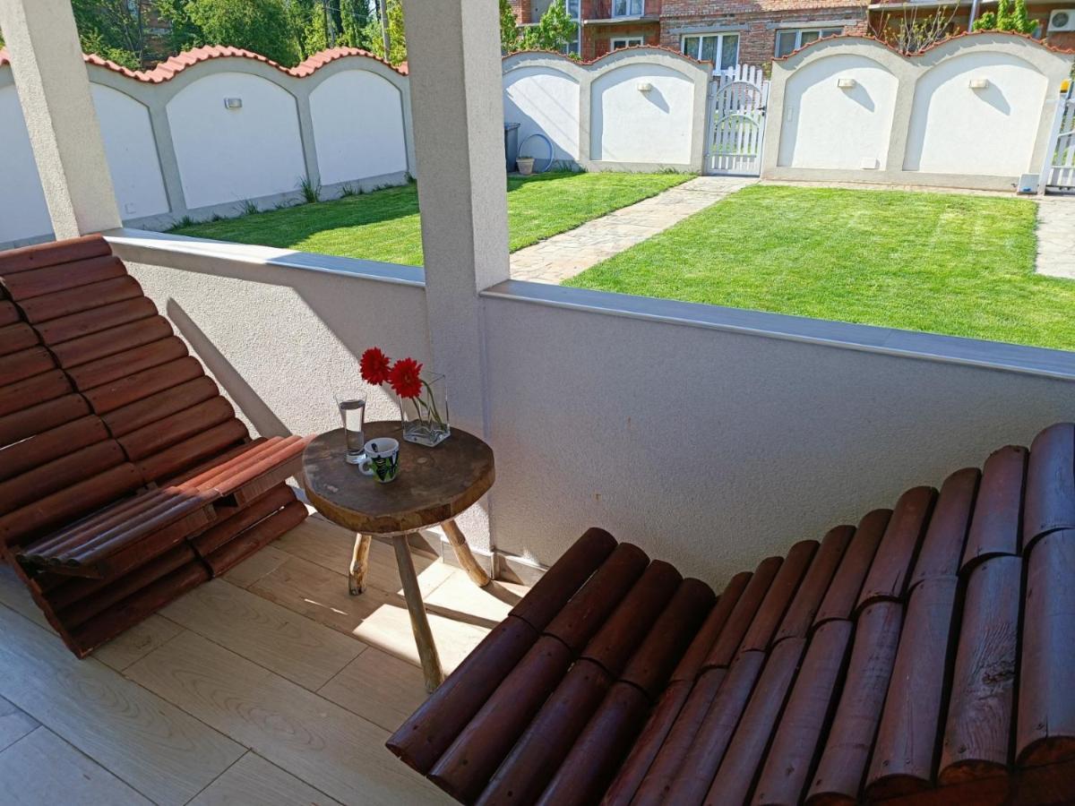 Serbian Home With Garden Krnjaca エクステリア 写真